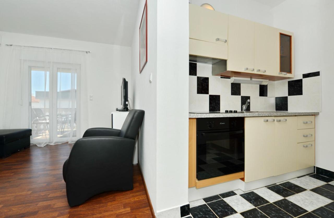 Apartmani L&R Bibinje Exteriör bild