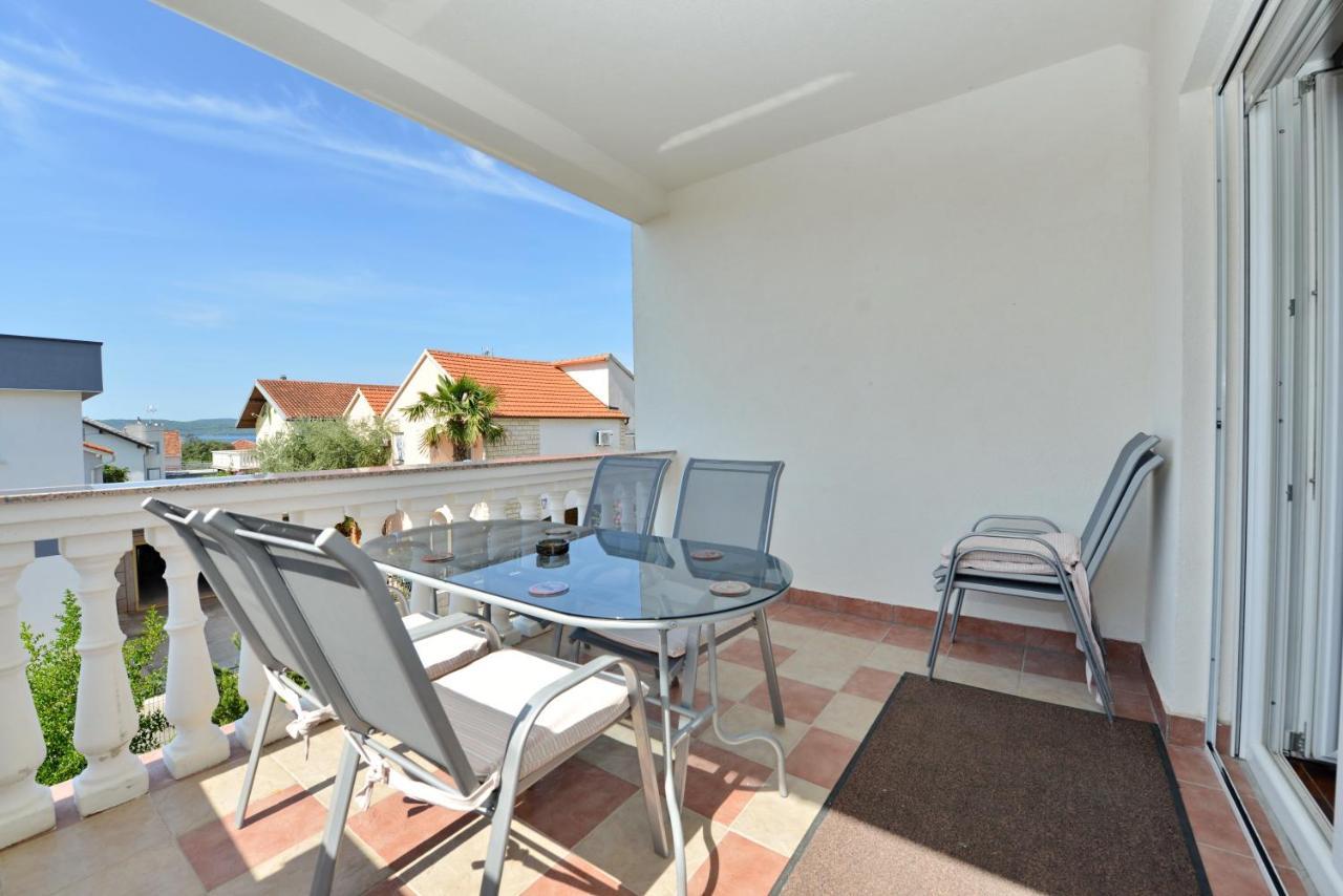Apartmani L&R Bibinje Exteriör bild